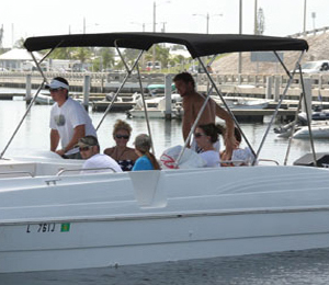 26 Foot Deck Boat Rental